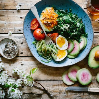 How to Lose Weight by Eating Low Fat, Eating Low Carb, and Eating Healthy Carbs